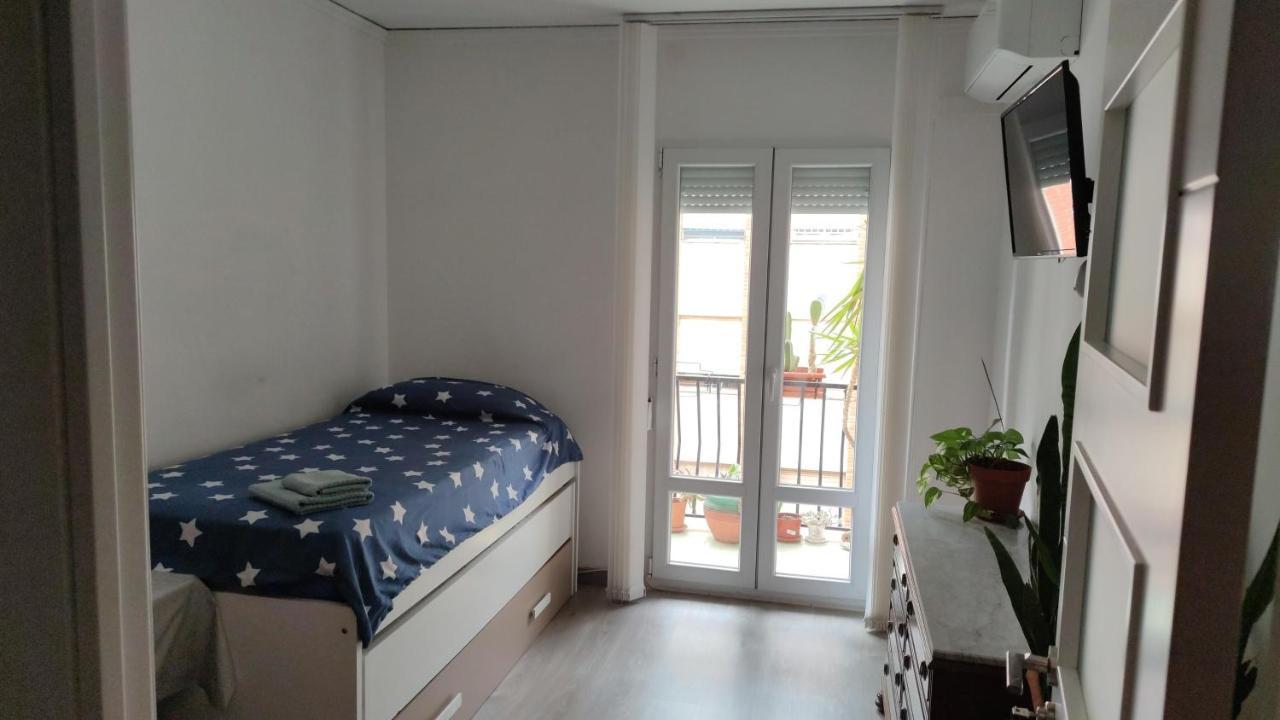 Dormitorios Piso 甘迪亚 外观 照片
